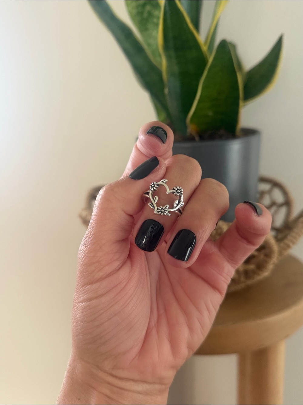 Silver Floral Heart Ring size 7.5-8